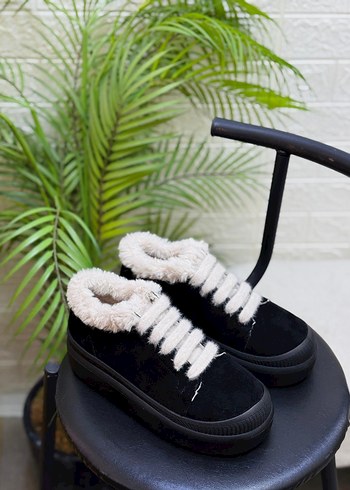38 Beden siyah Renk KADIN UGG BOT