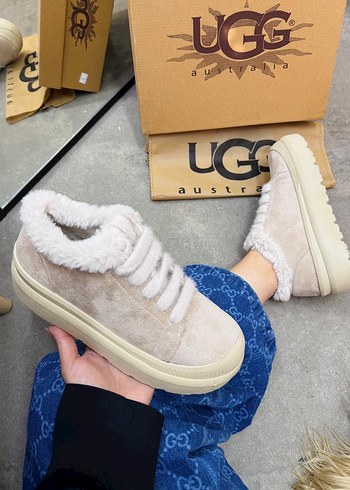 KADIN UGG BOT
