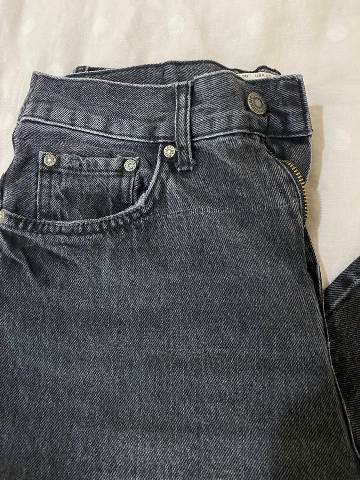 Pull&Bear paçası yırtıklı jean - Görsel 4