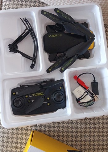 Corby Drones Katlanabilir 720P Drone - Görsel 3