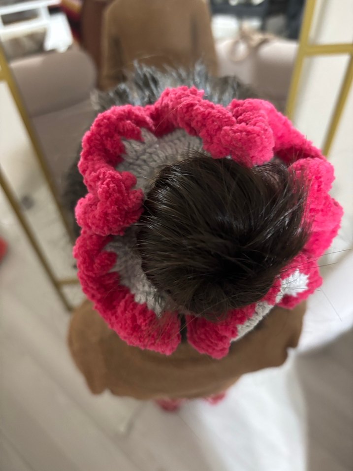 Pembe Örgü Fırfırlı Saç Tokası - Görsel 4