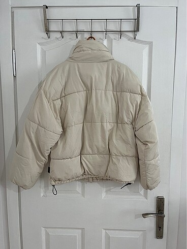 s Beden PULL&BEAR mont