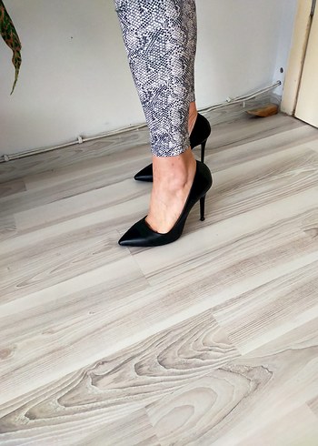 Siyah Rugan Tokalı Stiletto Topuklu Kadın Ayakkabı - Görsel 4