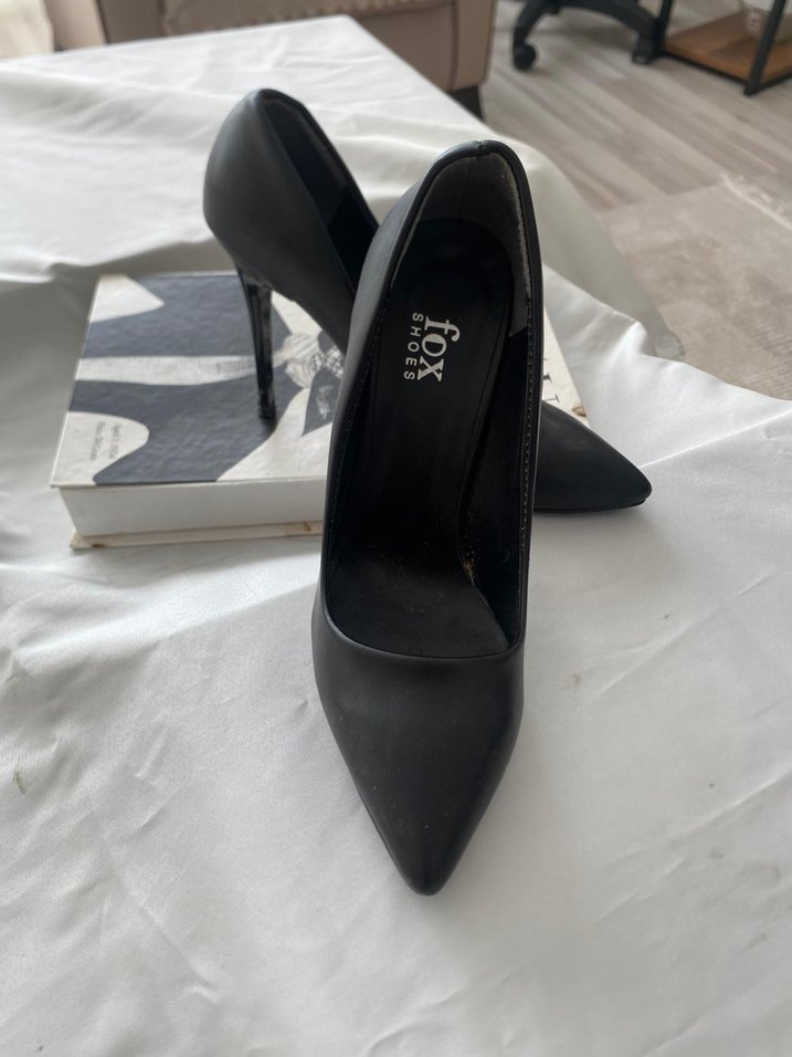 Siyah Rugan Tokalı Stiletto Topuklu Kadın Ayakkabı - Görsel 3