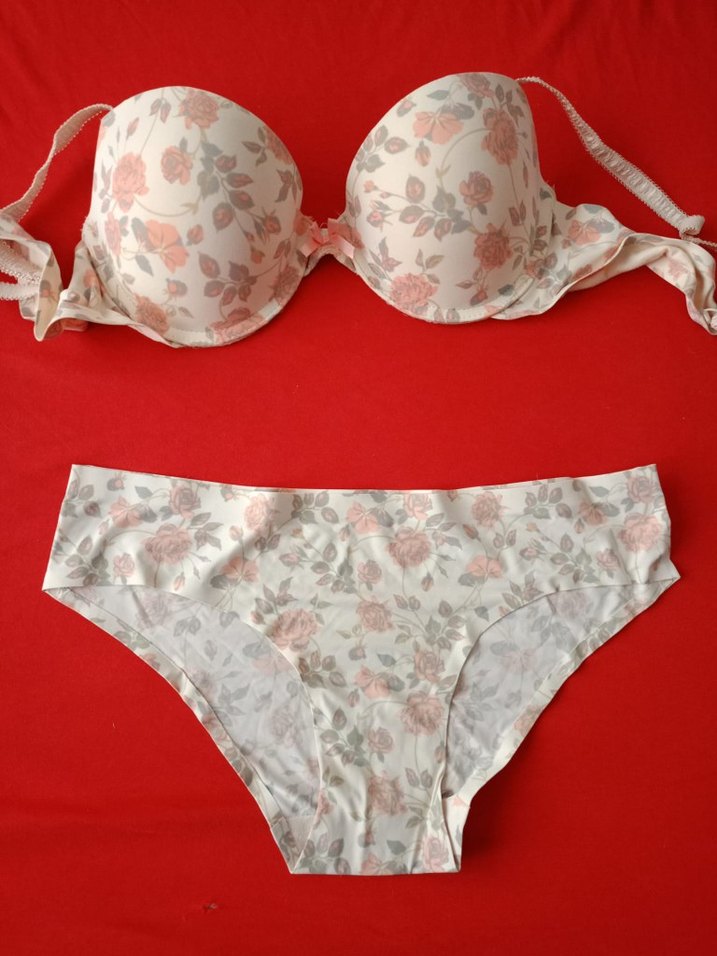 Bohem Tarz Pastel Çiçekli Sütyen Takımı Dikişsiz - Görsel 3