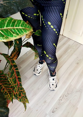 Renkli Bağcıklı Kadın Spor Taytı - Görsel 2