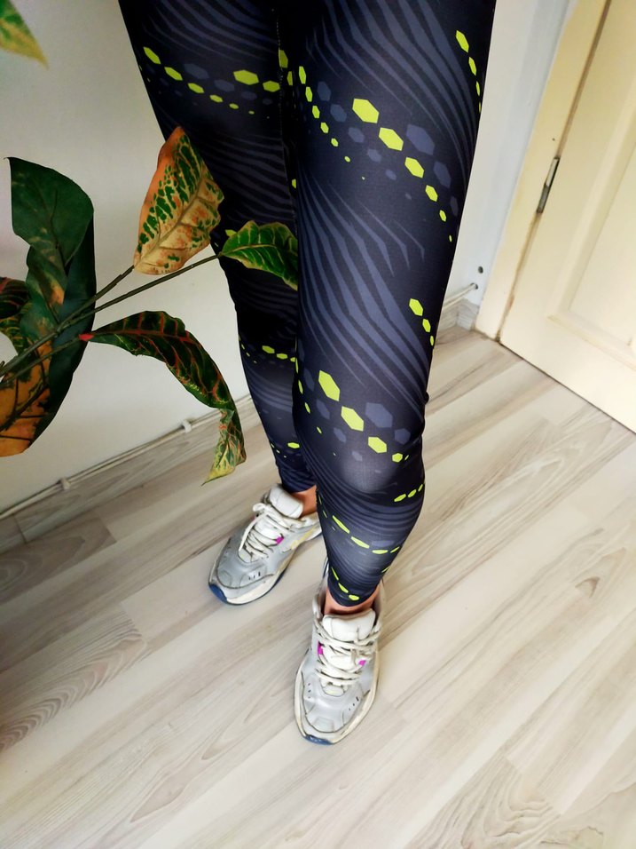 Renkli Bağcıklı Kadın Spor Taytı - Görsel 4