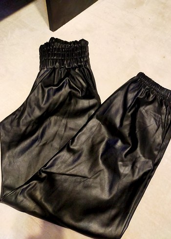 Kemerli Siyah Deri Kadın Pantolon - Görsel 4