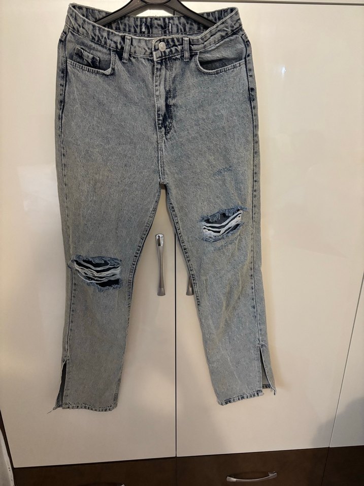 Zara Gri Yırtık Detaylı Bol Kesim Kadın Kot Pantolon - Görsel 2