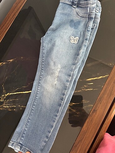 LC Waikiki Kız bebek pantolon lcw