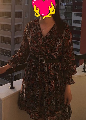 Kemerli V Yakalı Bohem Midi Elbise zara