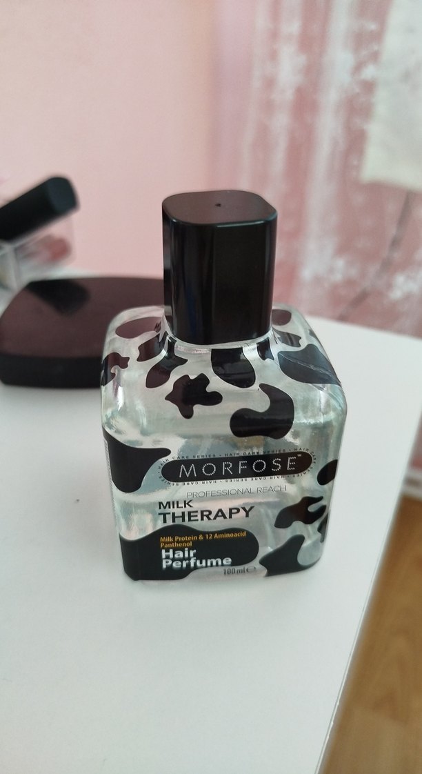 Kadın Parfümü 100 ml Siyah Desenli Şişede - Görsel 3