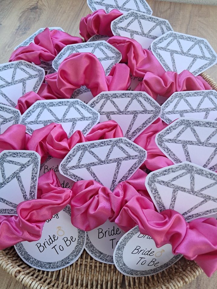 Pullu Pembe Gelin Adayı Bilekliği - Görsel 3