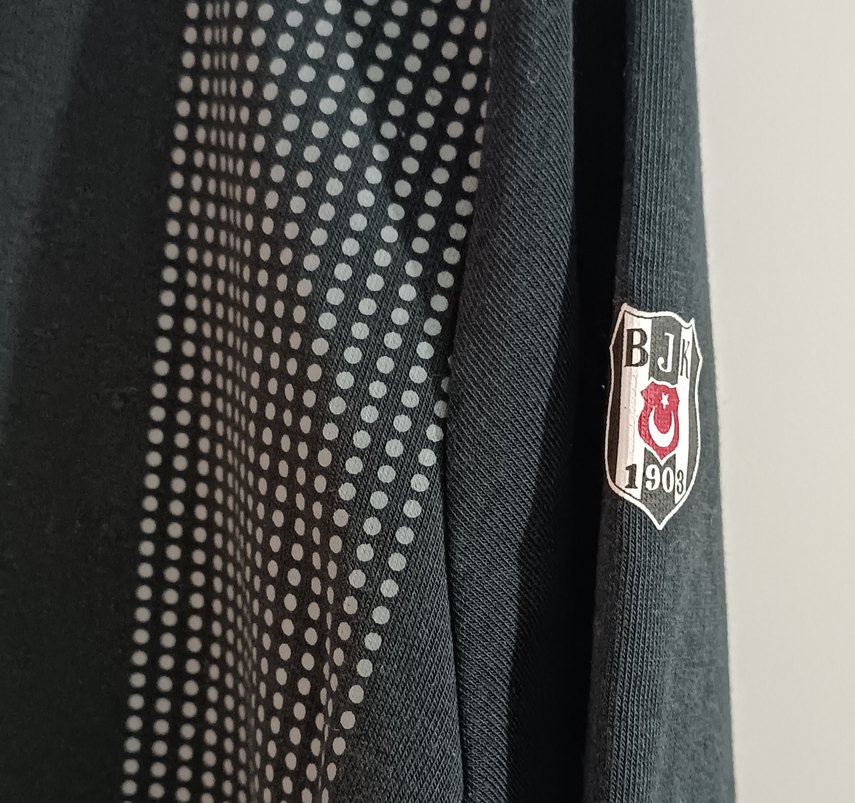 Siyah Kapüşonlu Uzun Kollu Sweatshirt - Görsel 4