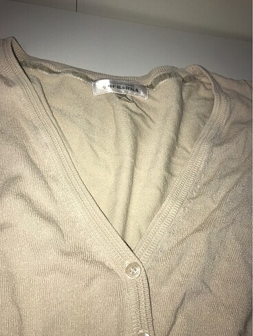 Bershka çok iyi durumda