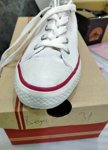31 Beden beyaz Renk Çocuk Converse
