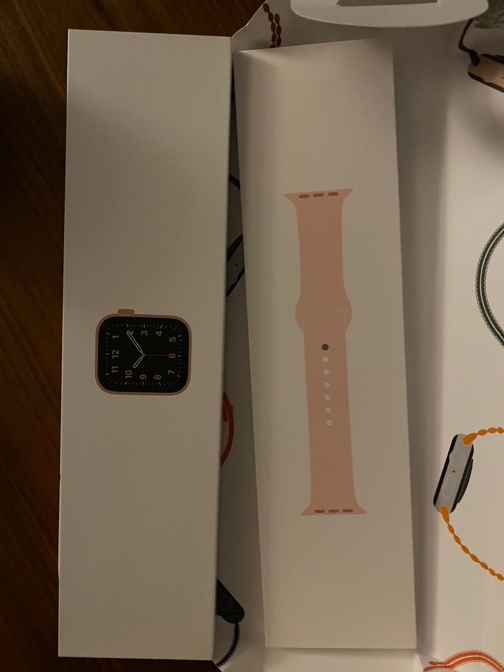 Açık Bej Renkli Apple Watch - Görsel 3