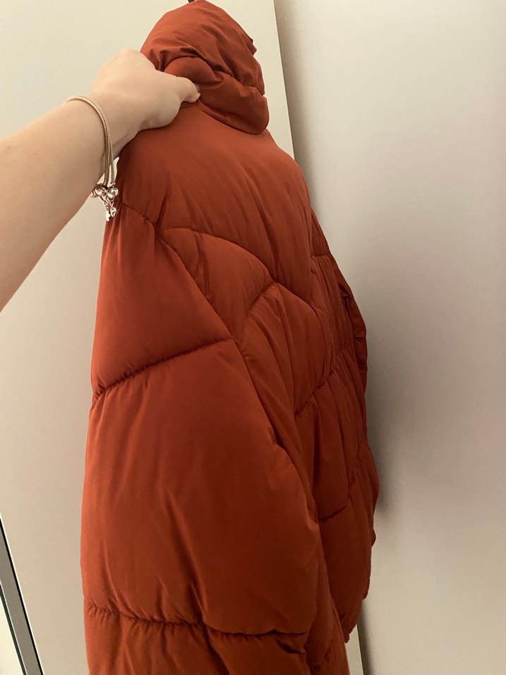 Bershka L beden Kiremit Rengi şişme mont - Görsel 3