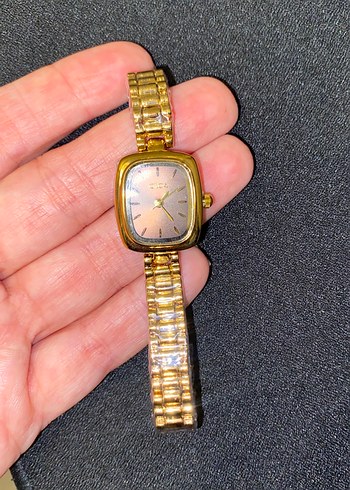 Retro Ciloa Kadın Klasik Altın Renkli Kol Saati - Görsel 3