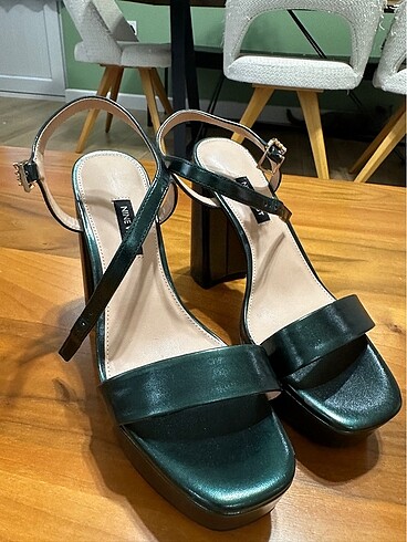 39 Beden yeşil Renk Nine west etiketli