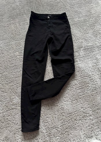 Kadın Siyah Dar Kesim Midi Denim Pantolon - Görsel 2