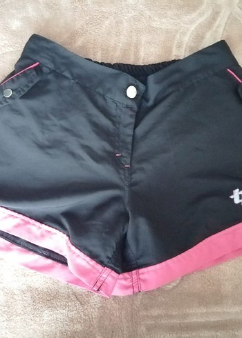 Düğmeli Mini Siyah-Pembe Spor Y2K Şort