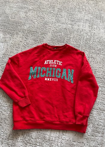 Kırmızı Oversize Michigan Baskılı Sweatshirt