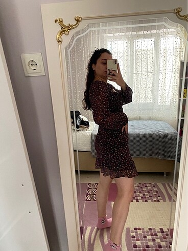 38 Beden Şifon çiçekli mini elbise