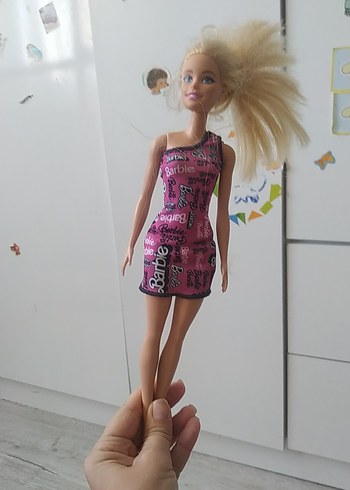 Barbie Renkli Pembe Elbiseli Bebek