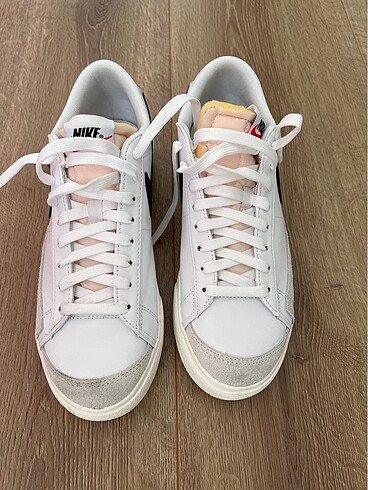 Nike 40 numara
