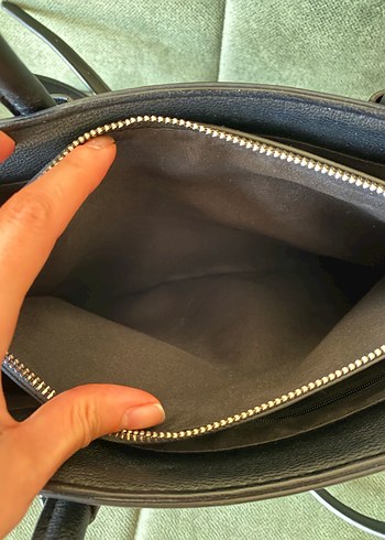 Kadın Siyah Deri Fermuarlı İş Çantası - Görsel 5