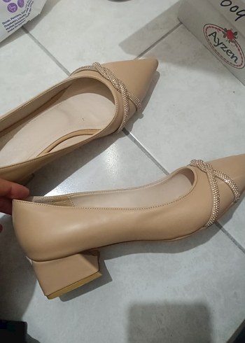 Bej Deri Bağcıklı Stiletto Kadın Ayakkabı - Görsel 2