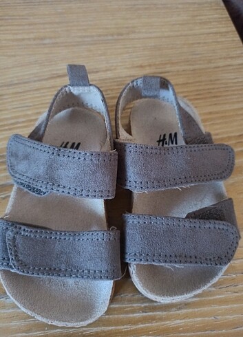 H&M Bebek sandalet 