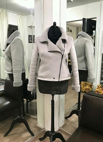 Bershka mont 