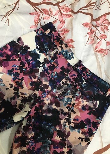 Kadın Çok Renkli Baskılı Midi Kumaş Pantolon - Görsel 3