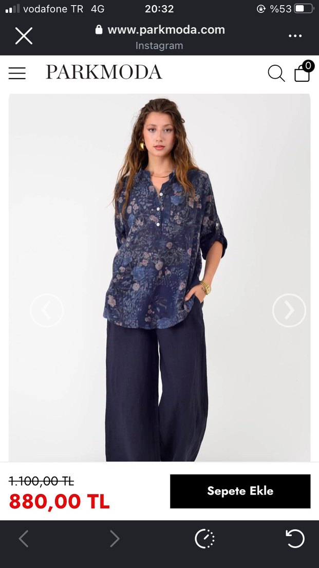 Lacivert Batik Desenli V Yaka Kadın Gömlek - Görsel 2