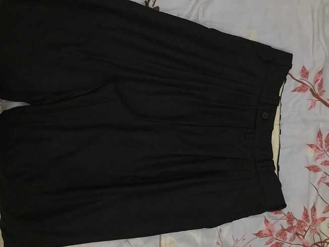 l Beden siyah Renk Şalvar model pileli pantalon