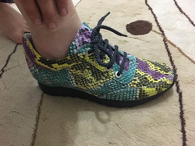 39 Beden Renki spor model ayakkabı