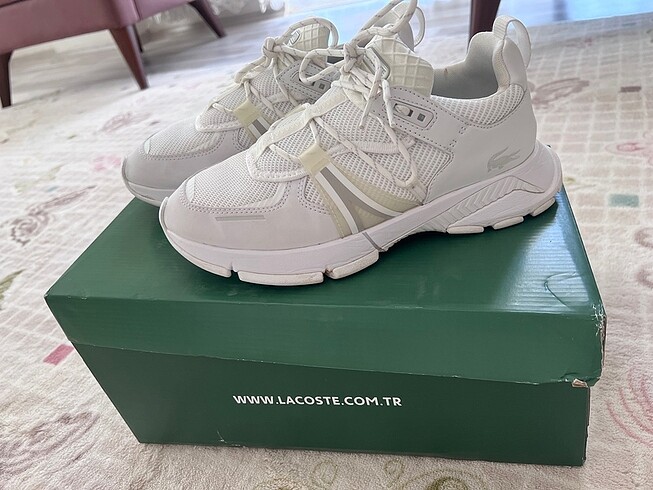 Orijinal lacoste ayakkabı yeniden farksız