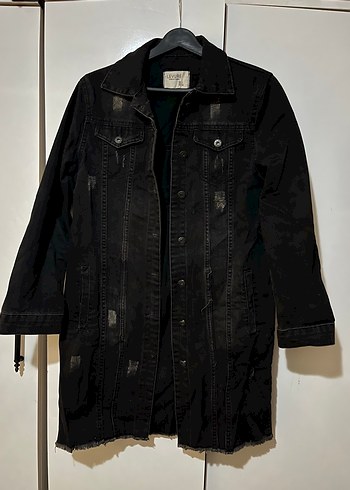 Siyah Düğmeli Kadın Denim Ceket