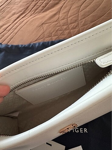 Beden tommy hilfiger kadın çanta beyaz