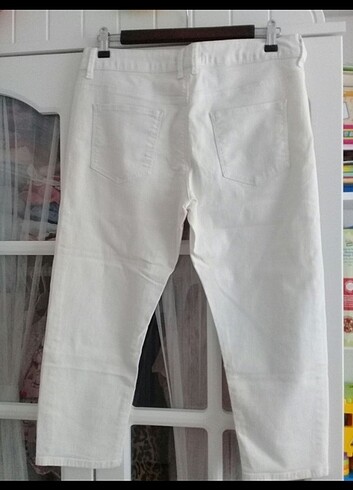 42 Beden beyaz Renk beyaz kapri pantolon