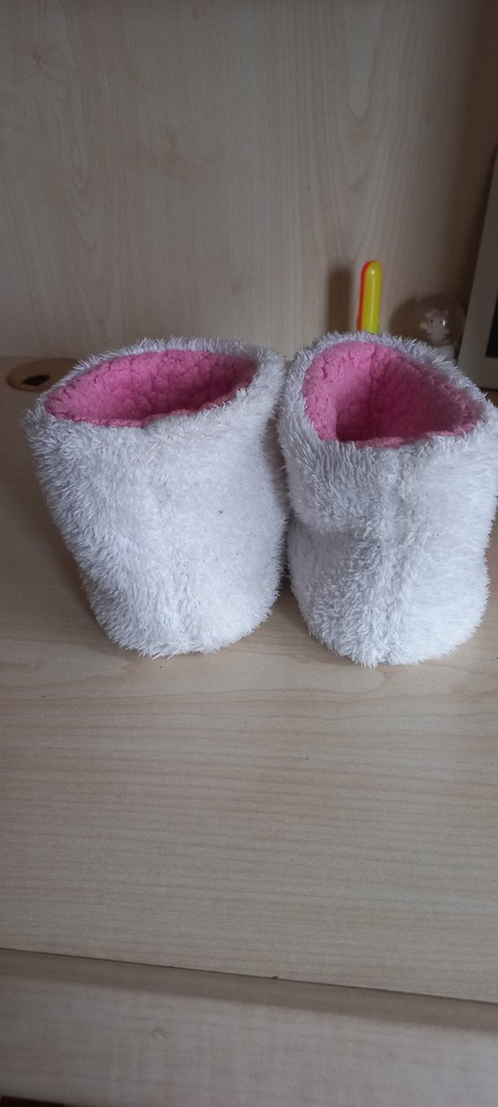 Kız Çocuk Renkli Baskılı Sıcak Ev pandufu - Görsel 3