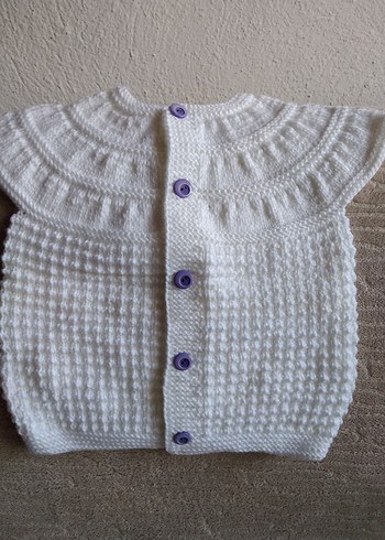 Kız Çocuk Beyaz Örgü Kolsuz Hırka - Görsel 2