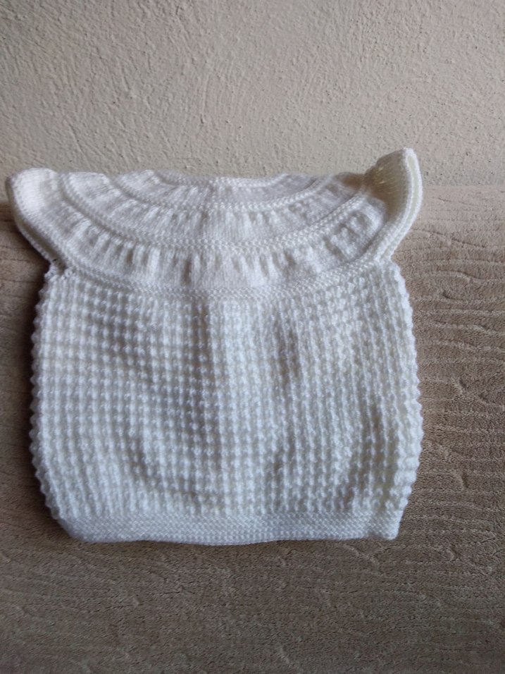 Kız Çocuk Beyaz Örgü Kolsuz Hırka - Görsel 5