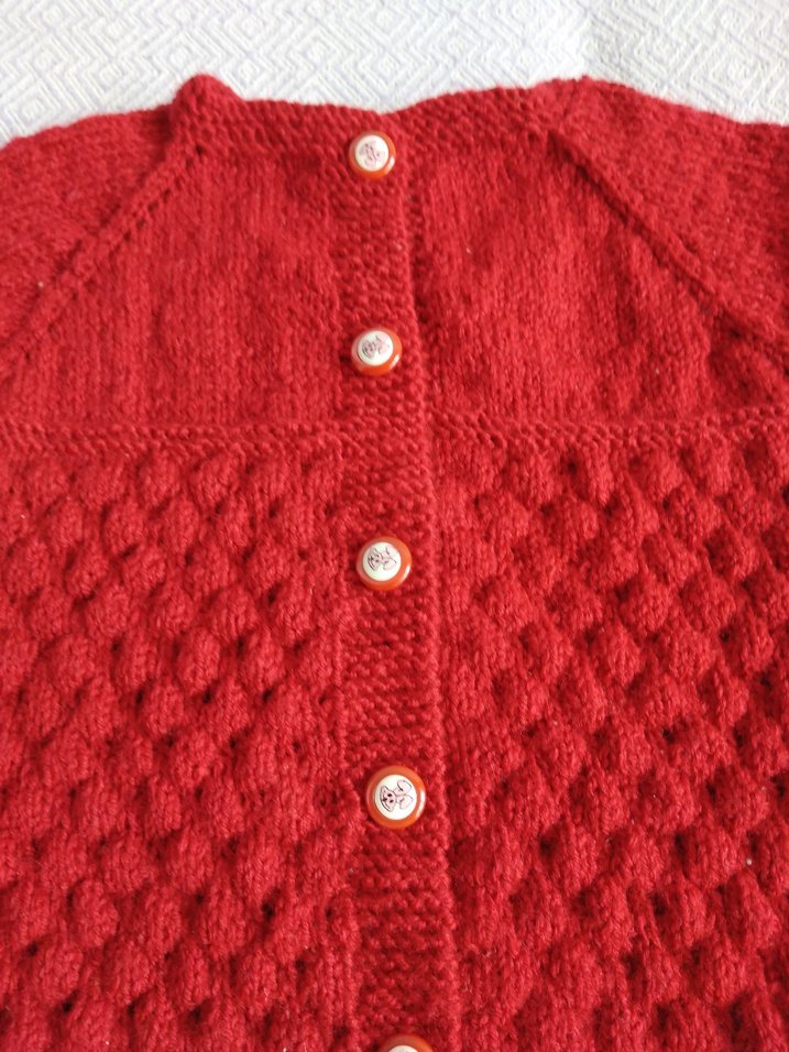 Kız Çocuk Kırmızı Örgü Kolsuz Hırka - Görsel 2