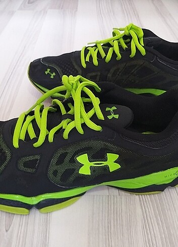 45 Beden Erkek spor ayakkabı yazlık markası under armour 