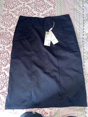 Zara Lacivert midi etek