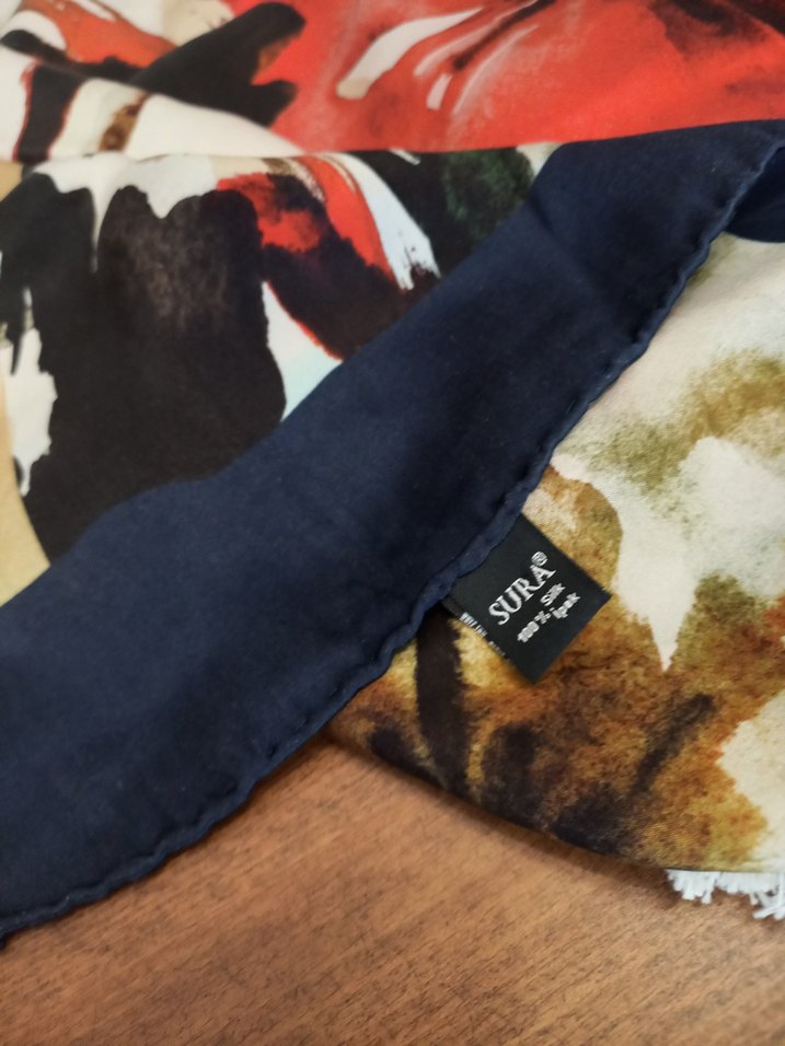 Sura ipek eşarp - Görsel 3