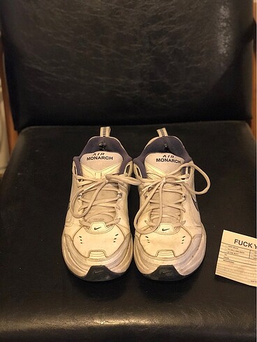 Nike air monarch